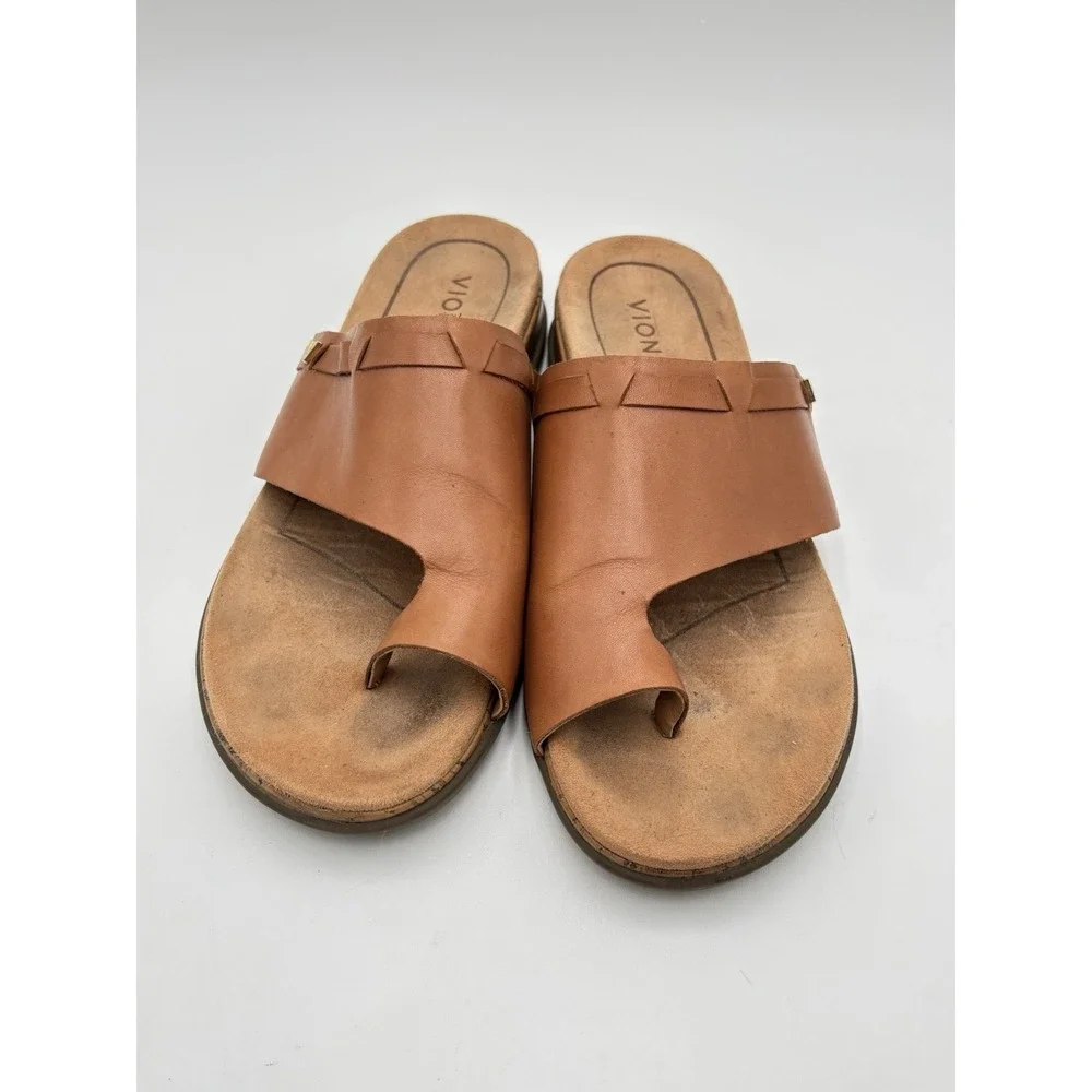 Vionic Cindy Nat Sandals Womens 8.5 Brown Leather Thong Slide Comfort Shoes